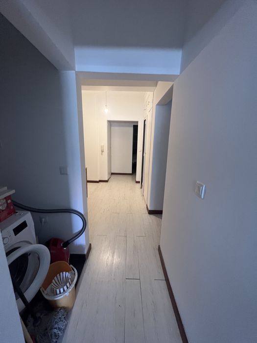 Apartamento Linda-a-Velha 80m2 + 20m2