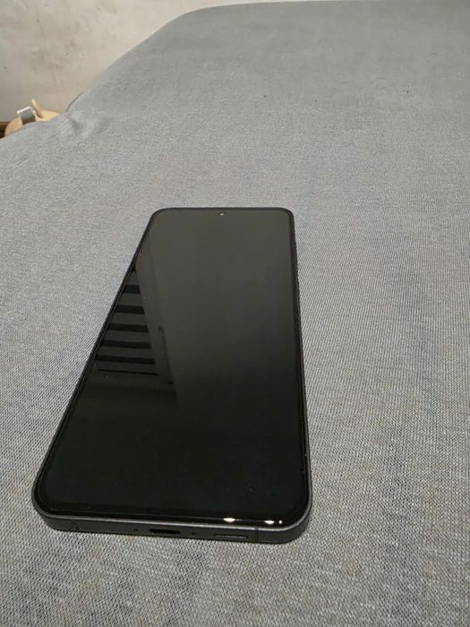 Samsung s24 FE w bardzo dobrym stanie