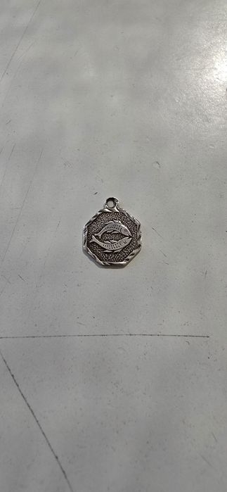 Medalha signo peixes
