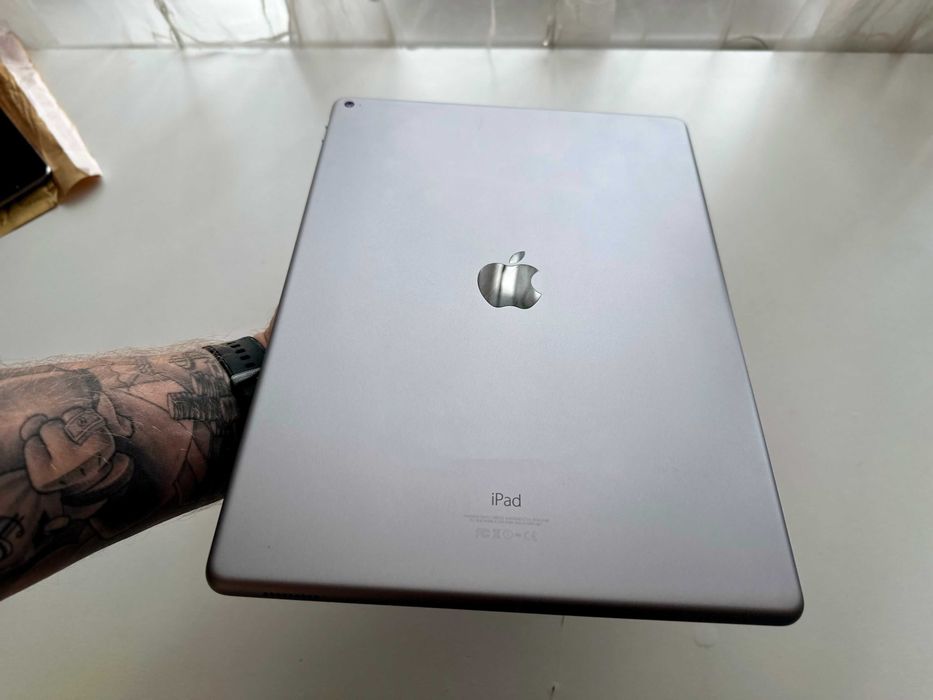 Apple iPad Pro 12.9 A1584, 256 GB, WifI, АКБ 100%, Планшет стан супер!