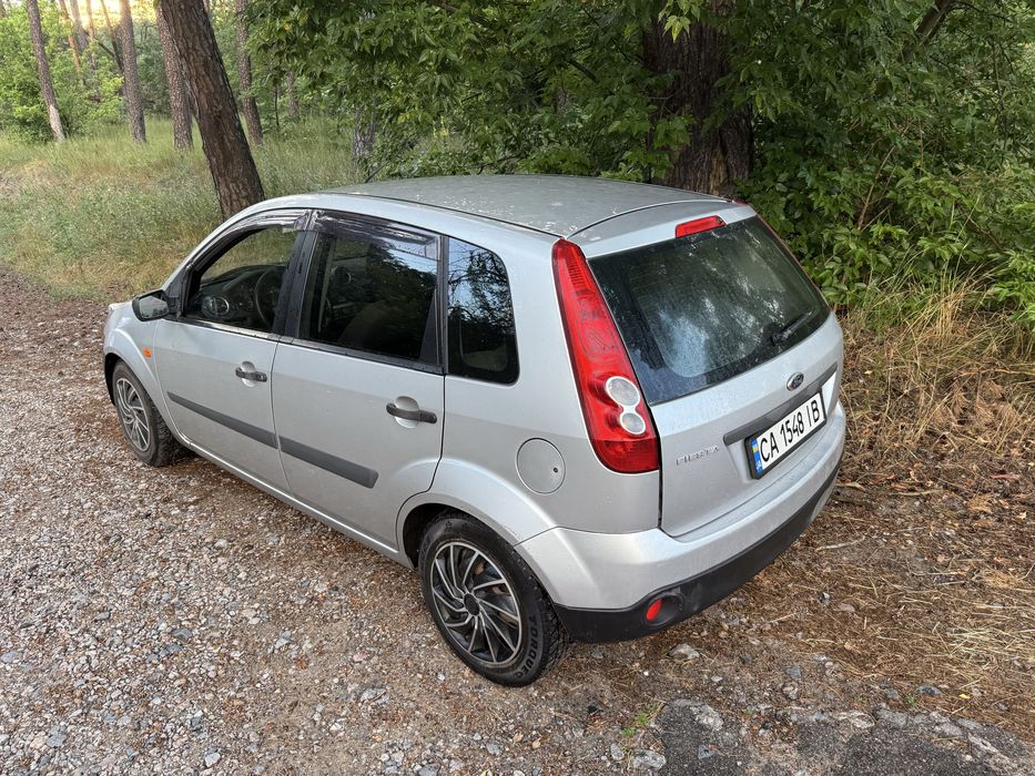 Продам Ford Fiesta  Робот 4 ГБО
