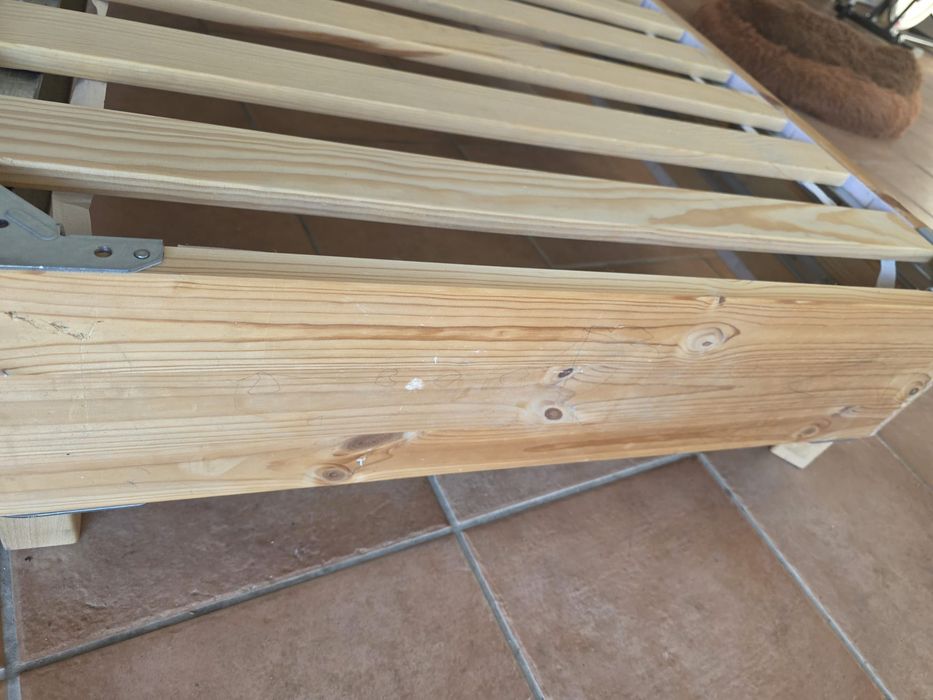 Cama ikea 90x200 com colchão