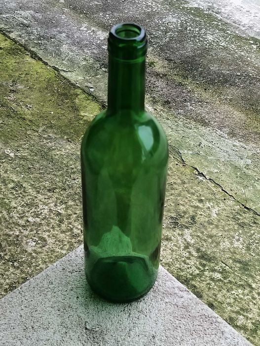 Garrafas bordalesa novas