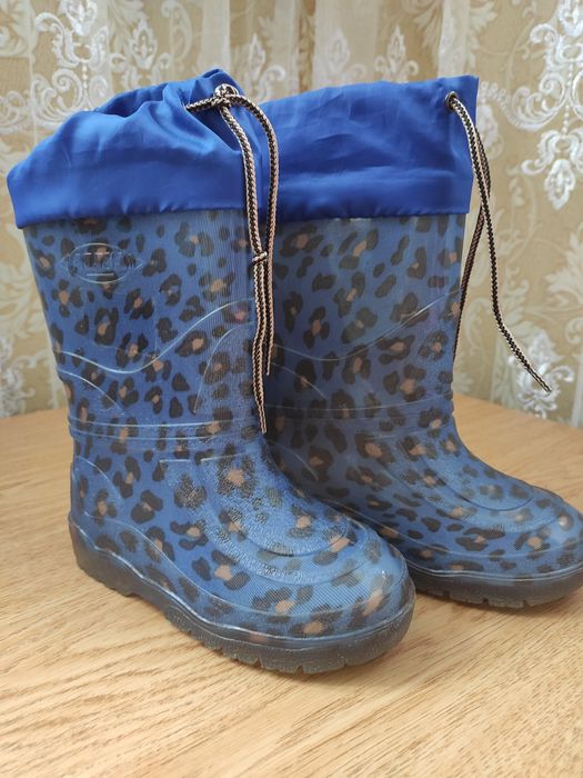 Гумові чобітки 26 розмір