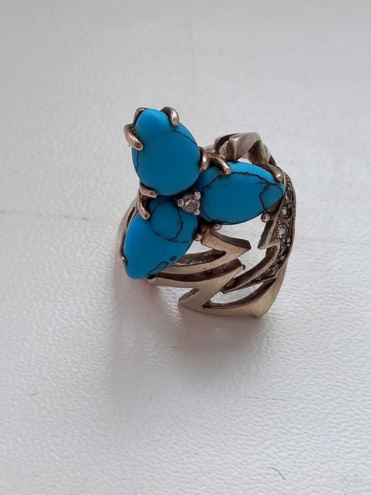 Срібна каблучка з бірюзой