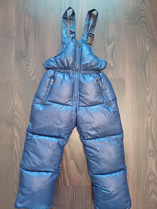 Зимний комбинезон для девочки