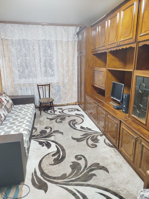 Здам кімнату в гуртожитку блочного типу — для 1–2 осіб, метро 10 хв