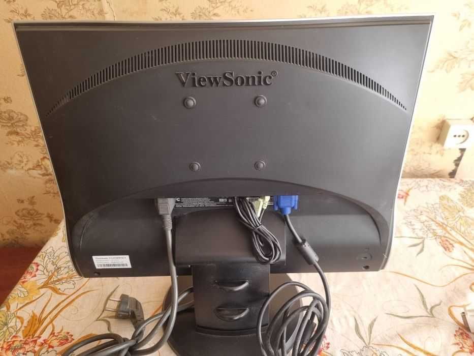 Монитор ViewSonic VG1930wm
