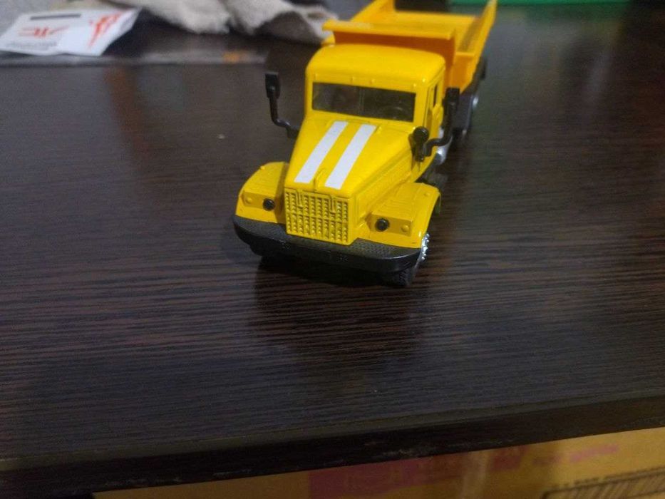 Машинка краз 257