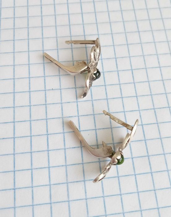 Вінтажні срібні сережки. Зелений бурштин Срібло 875 проба. Зірка. СССР