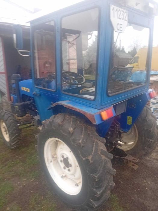 Трактор Донфен 404