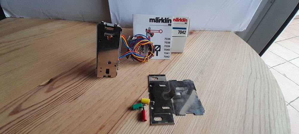 Sinal de manobras h0 -Marklin 7042- na sua caixa original