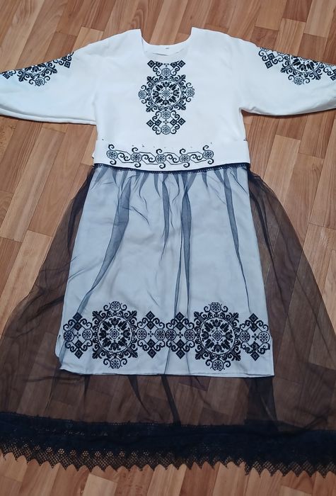 Платье вишиванка S