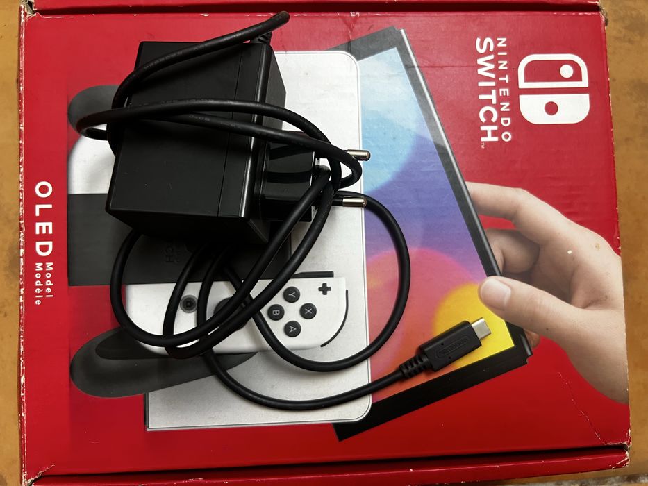 Nintendo Switch Oled + Micro SD 128GB