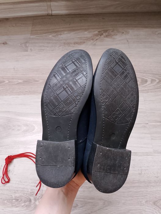 Eleganckie buty chłopięce 31