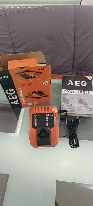 Carregador LL1230 - p/ Bateria aparafusadora AEG
