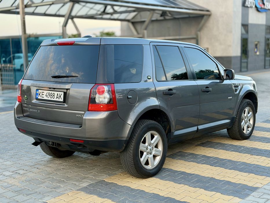 Land Rover Freelander 2009 рік
