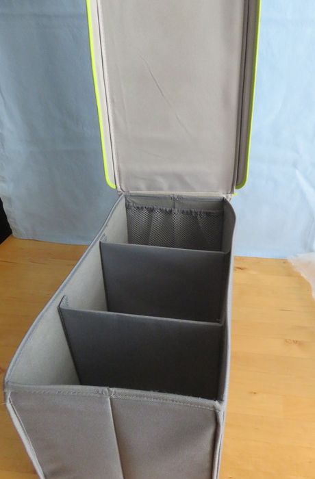 Caixa e mala de acessórios p/ automóvel, ideal viagem c/ criança