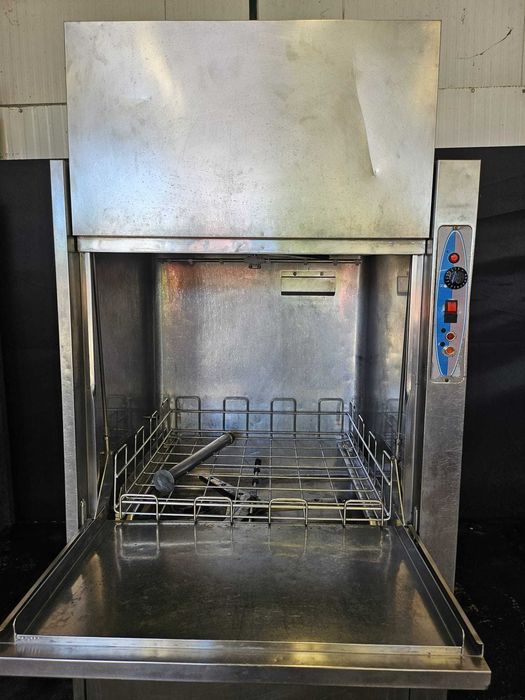 Máquina de lavar loiça industrial