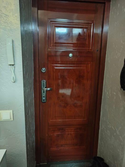 Вхідні двері 2050х860 мм