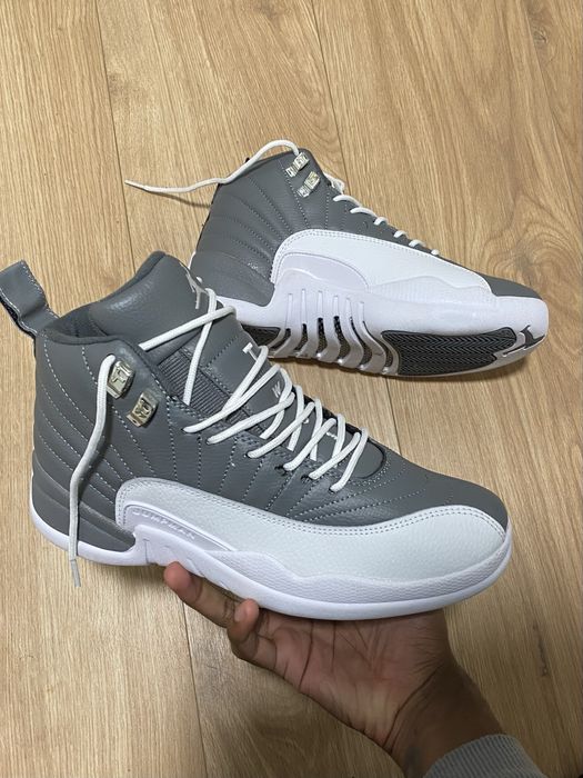 Jordan 12 disponivel