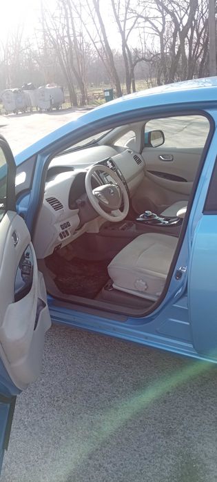 Nisan Leaf 24кВт 2012