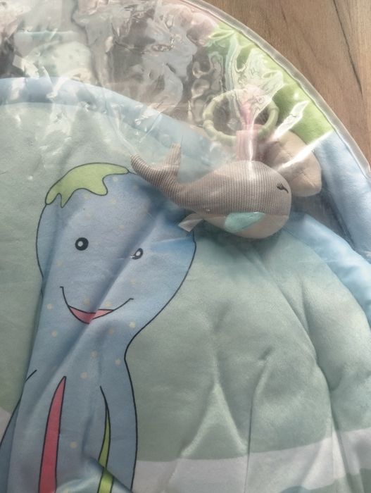 Mata interaktywna edukacyjna dla dzieci miękka Lupilu