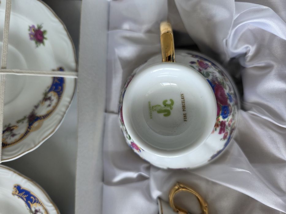 Conjunto 2 chávenas de chá porcelana em caixa estilo romântico