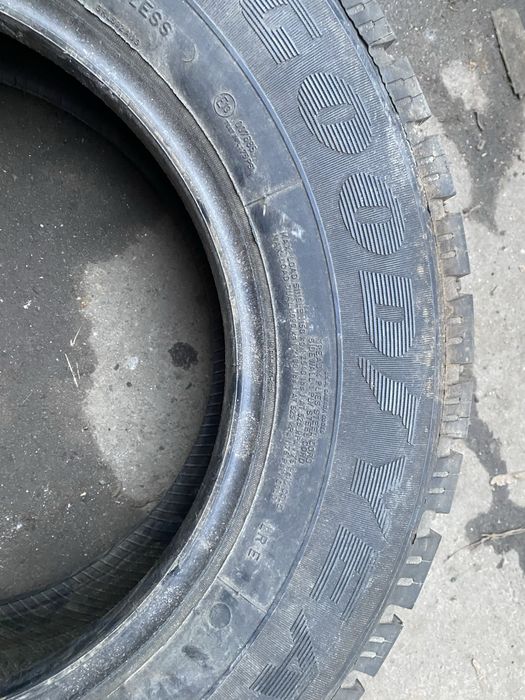 Продам шины автомобильную