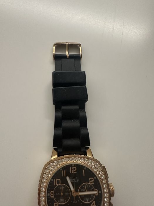 Relógio da marca MG