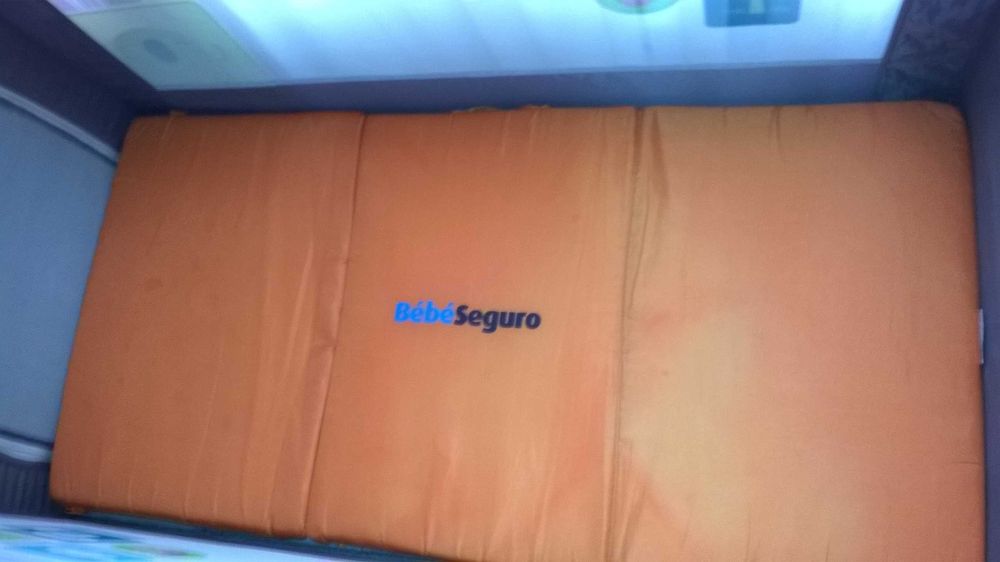 Cama de campanha para bebé