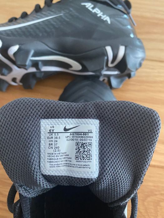 Chuteiras  Nike Alpha Menace Shark