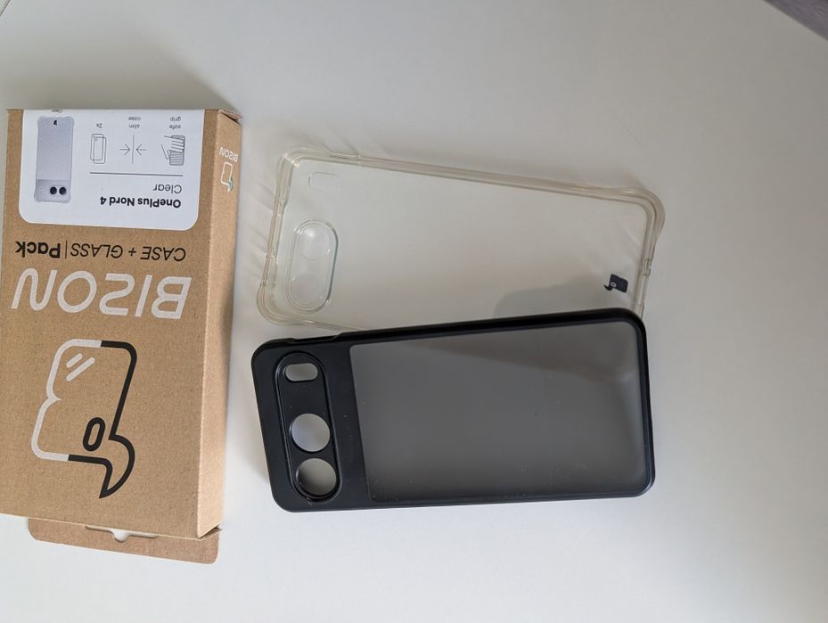 One Plus Nord 4 . Telefon+ akcesoria