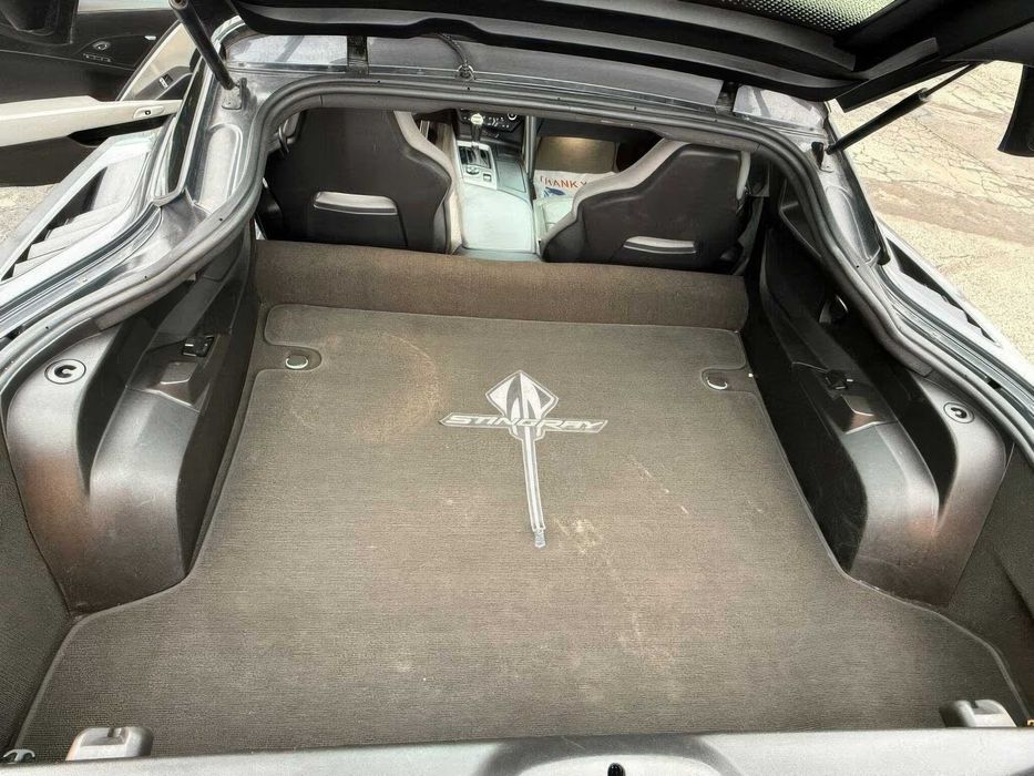 Chevrolet Corvette Stingray Z51      2014