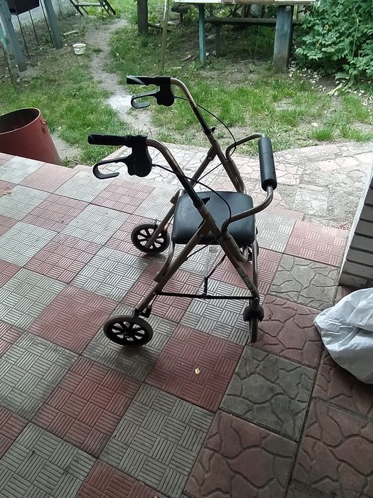 Ходунки ідеал інвалідна коляска Франції ЄС