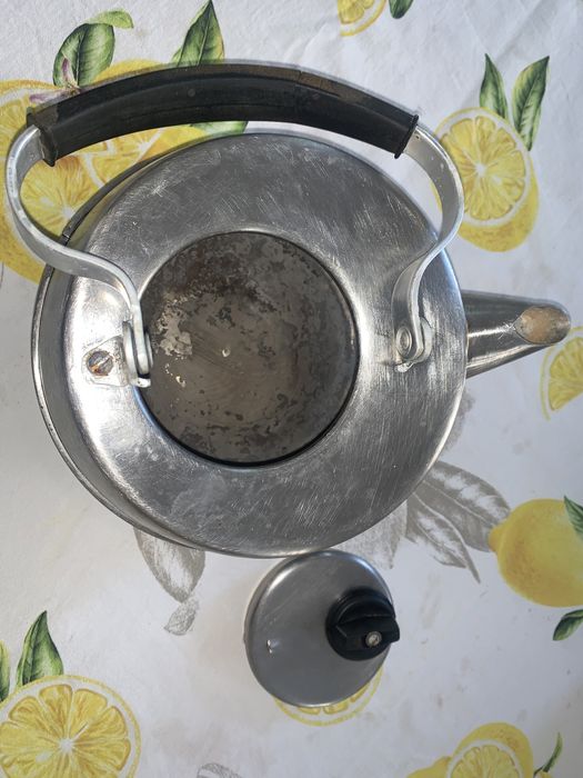 Нержавеющий чайник советских времён
