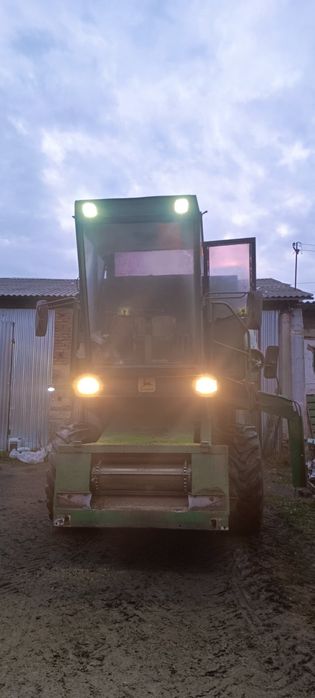 Комбайн  Johd deer 955