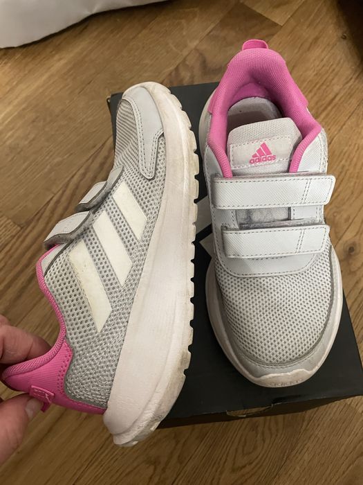 Buty sportowe Adidas roz 33 lekkie