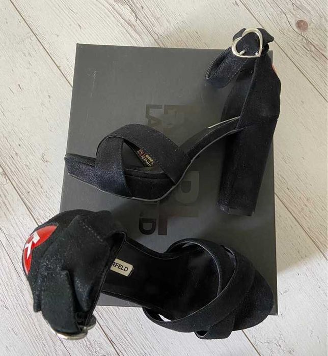 Karl Lagerfeld buty skóra roz.39