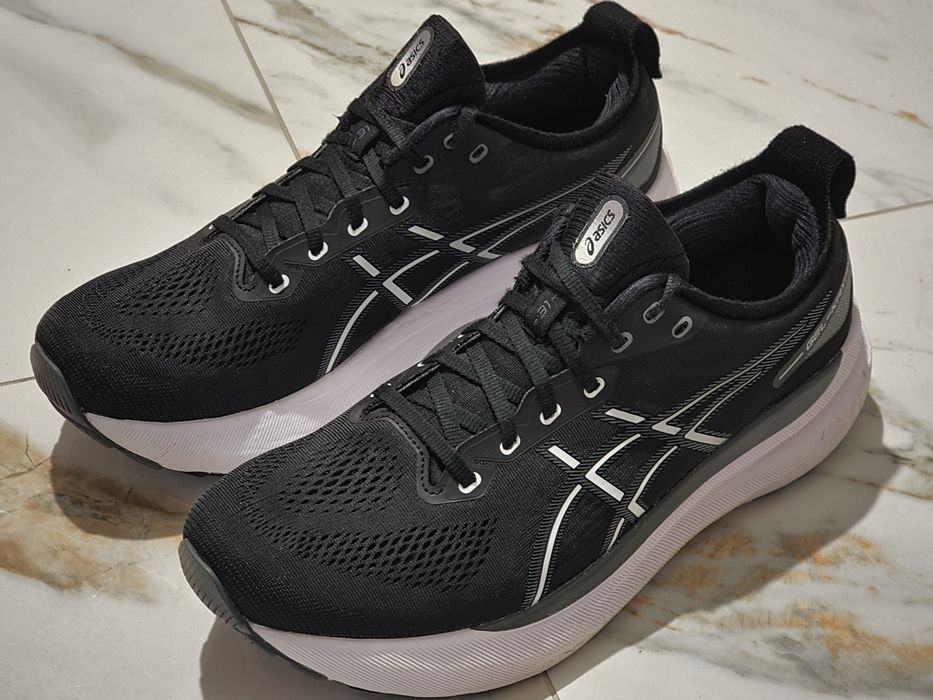 Оригінал 100% чоловічі кросівки Asics Gel Kayano 31  EURO 46