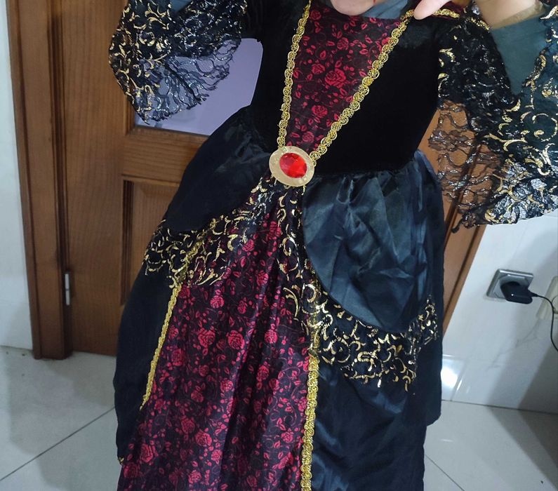 Fato de carnaval da vampira