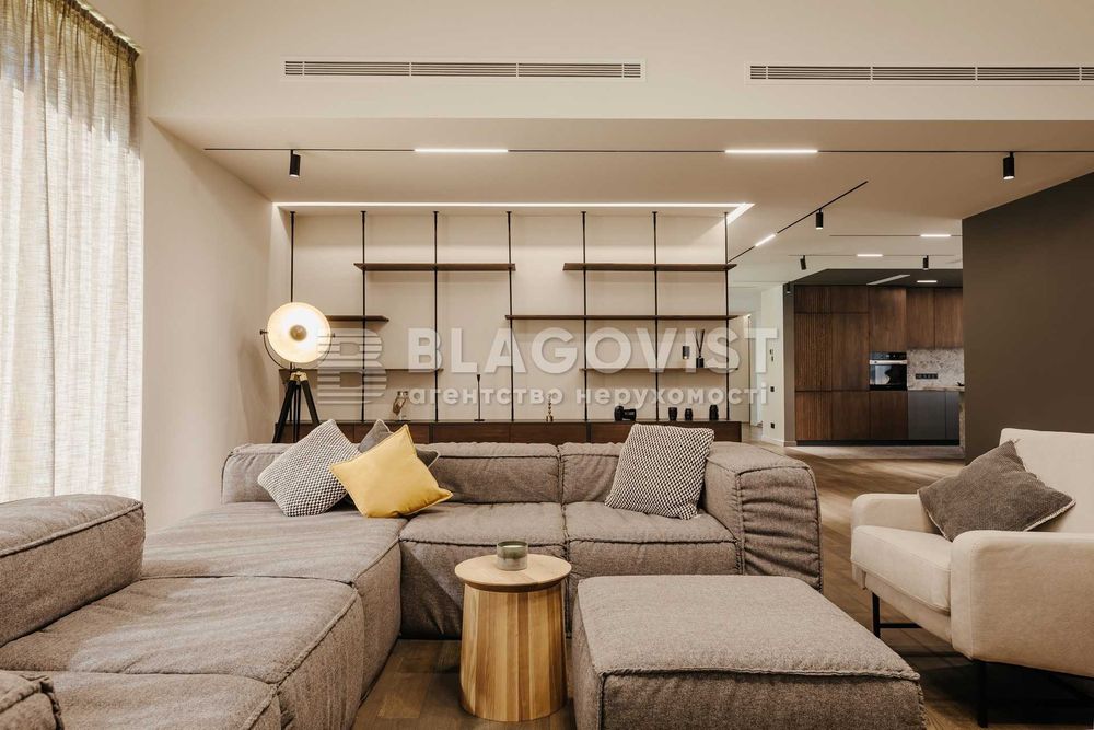 Продаж затишного двоповерхового котеджу в стилі Modern. Goodlife Park.