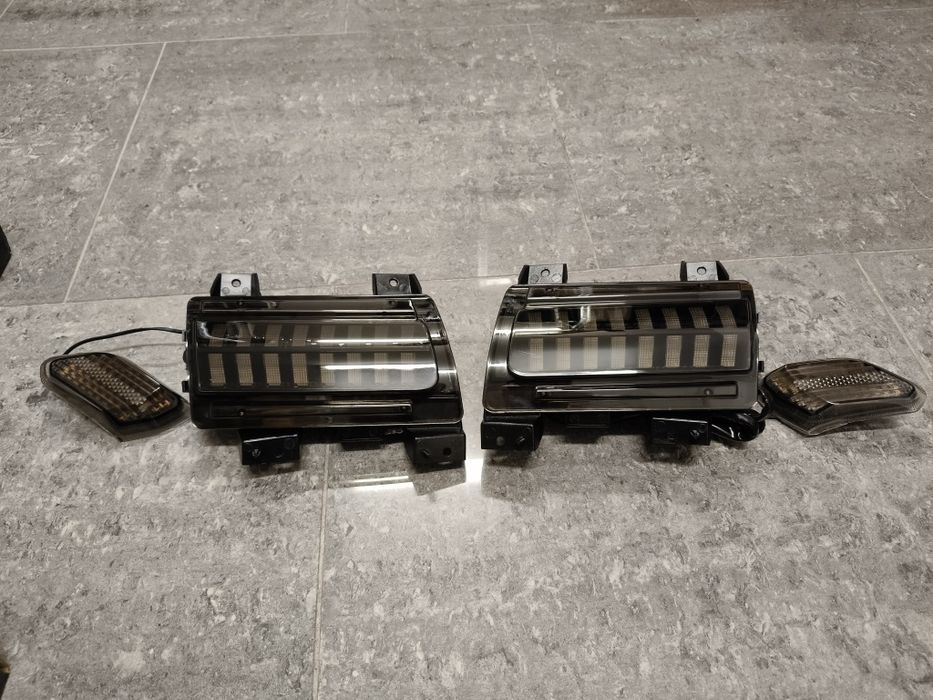 KIERUNKI Kierunkowskazy do poszerzeń + Lampy LED DRLJeep Wrangler JL SPORT