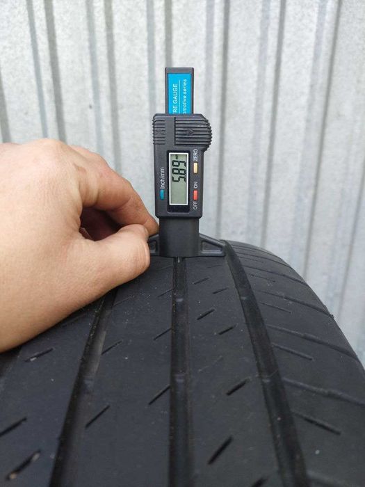 Шини б/в 225 60 R18 Bridgestone Dueler HL33