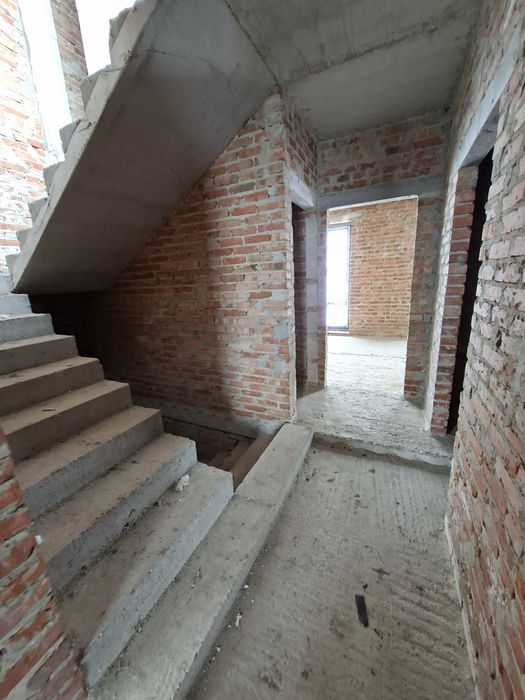 Продаж котеджу преміум класу 186м2