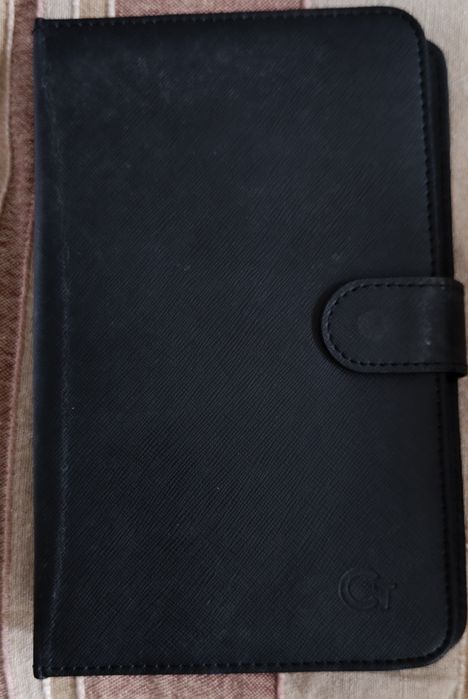 Capa p/ tablet 7" com teclado