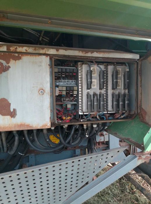 Комбайн Fendt 8350