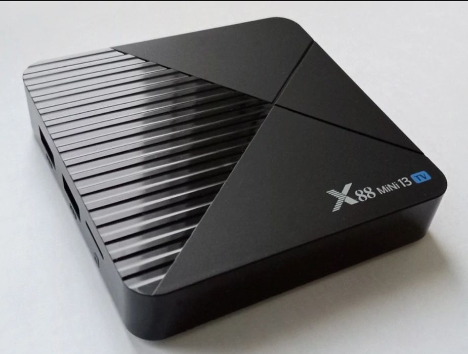 TV box android 13 X88 mini 4/64GB Rk3528 WiFi6 Bluetooth comando voz