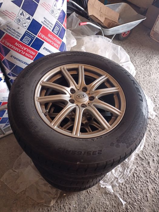 Колеса в зборі 235/65/17 Зимові