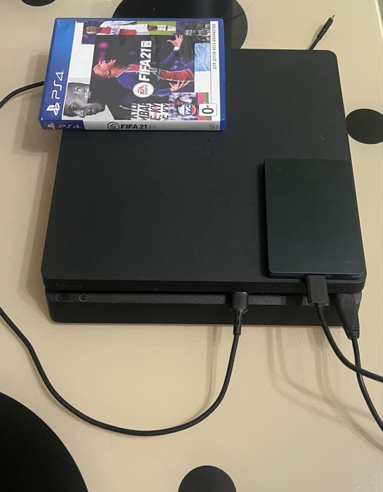 Плейстешн 4 слим 3 тб